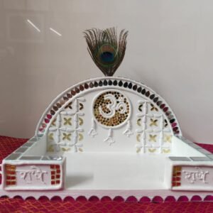 Handcrafted Kanhaji Singhasan by Mud Moves — Hero View