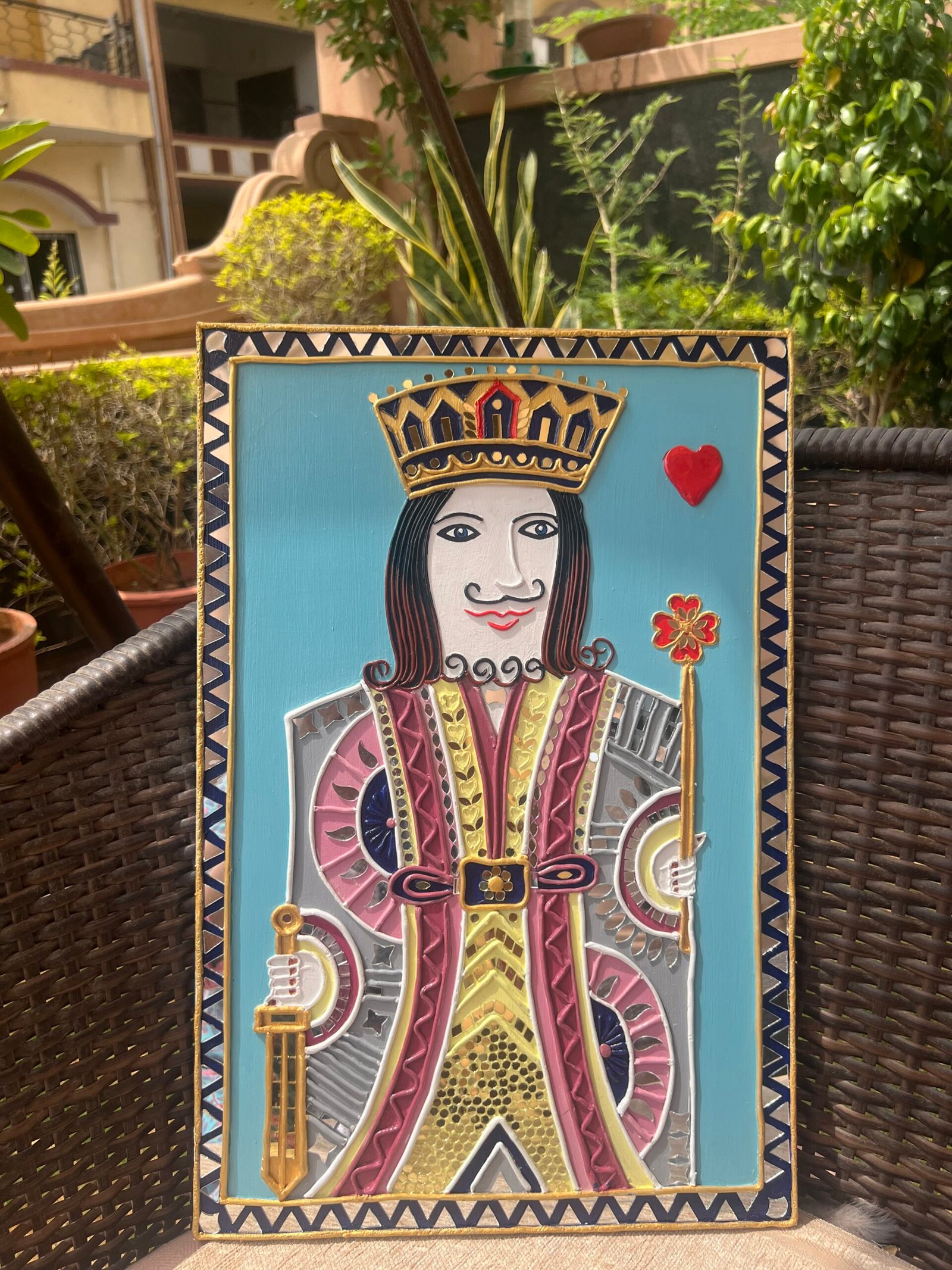 Handcrafted Royal King by Mud Moves — Hero View